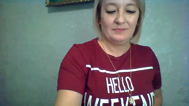 ArielXLoveresss online show from October 18, 7:43 am