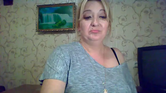 ArielXLoveresss online show from September 11, 3:01 pm