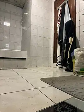 rogerdik76 online show from February 16, 6:12 am