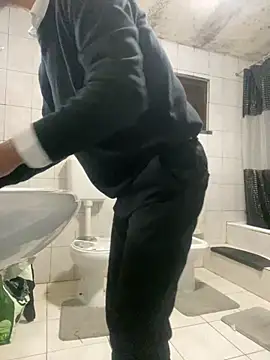 rogerdik76 online show from March 6, 6:19 am