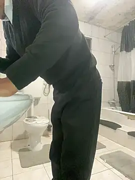 rogerdik76 online show from February 20, 6:48 am