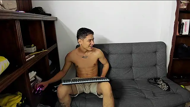 Ixchell dewei online show from March 14, 11:32 pm