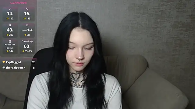 Snapshot of mefwhore chatting on February 26, 7:42 pm mefwhore online show from February 26, 7:42 pm