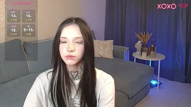 mefwhore online show from January 18, 4:32 pm