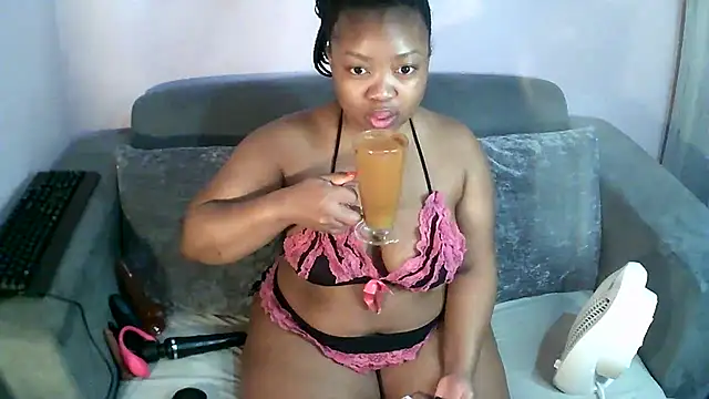 SEXYASSTINAXXX online show from July 25, 5:26 am