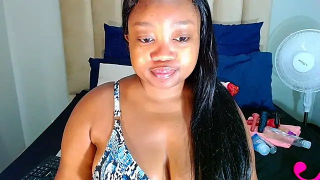 SEXYASSTINAXXX online show from March 27, 6:00 am