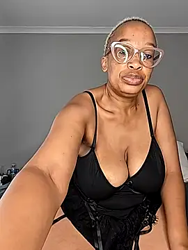 xyz089 online show from March 3, 9:05 am