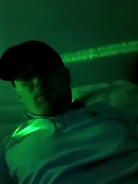 great feeling online show from February 25, 11:26 pm