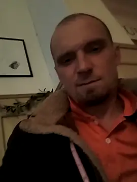 Snapshot of great_feeling chatting on December 15, 9:42 pm great feeling online show from December 15, 9:42 pm