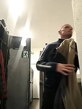 great feeling online show from October 29, 5:45 pm