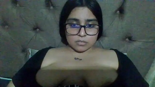 virginbrunette99 online show from March 19, 2:59 am