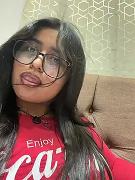 virginbrunette99 online show from June 19, 7:03 am