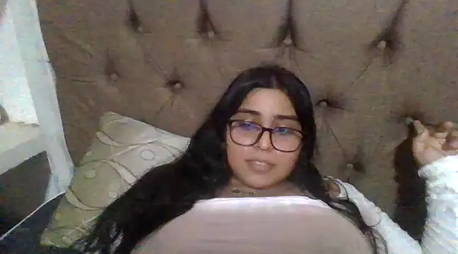 virginbrunette99 online show from March 17, 9:02 pm