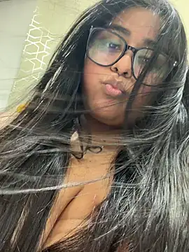 virginbrunette99 online show from July 17, 6:32 am