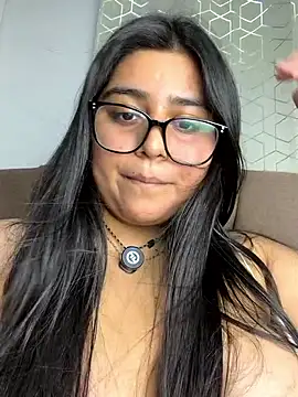 virginbrunette99 online show from June 14, 7:04 pm
