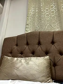 virginbrunette99 online show from January 8, 5:24 am