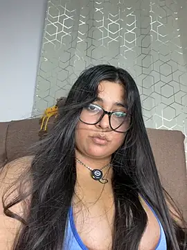 virginbrunette99 online show from May 16, 4:00 am