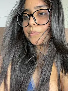 virginbrunette99 online show from May 22, 5:38 am