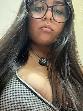 virginbrunette99 online show from February 9, 3:43 pm