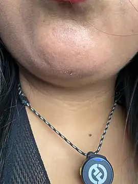 virginbrunette99 online show from March 6, 5:57 am