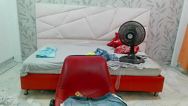 SexyPamela69 online show from June 27, 7:53 pm