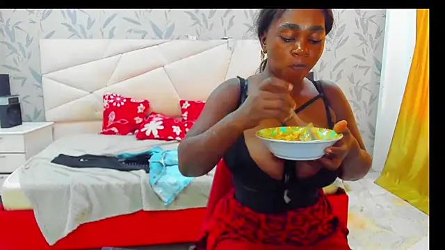 Snapshot of SexyPamela69 chatting on October 29, 9:36 pm SexyPamela69 online show from October 29, 9:36 pm