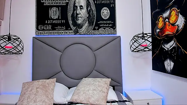 Snapshot of buddy_whitte chatting on November 18, 12:52 pm buddy whitte online show from November 18, 12:52 pm