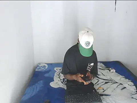 thomas love11 online show from April 24, 1:51 am