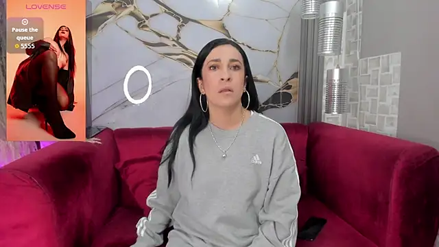 Bella williamss  online show from February 16, 7:34 pm