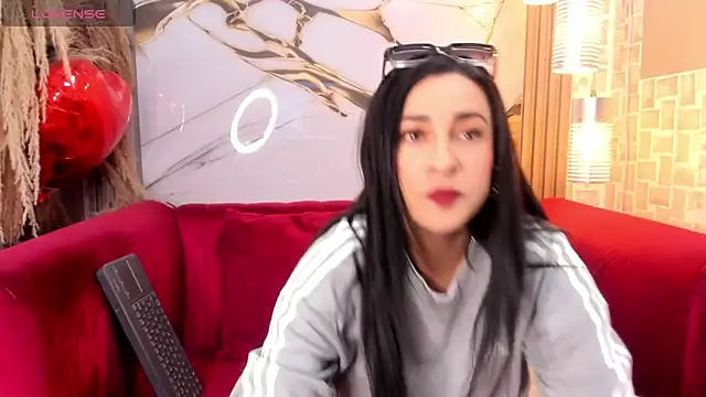 Bella williamss  online show from December 21, 1:24 pm