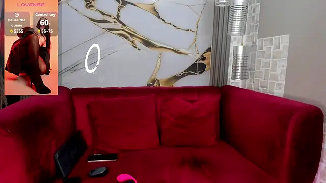 Bella williamss  online show from April 13, 7:40 pm