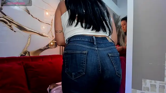 Snapshot of Bella_williamss_ chatting on July 17, 7:55 pm Bella williamss online show from July 17, 7:55 pm