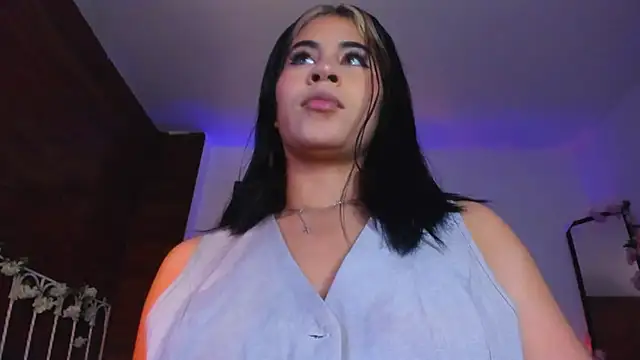 Minami Nakamura online show from October 28, 10:14 am