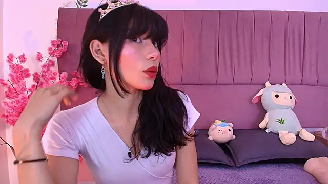 Snapshot of nathalya_summer chatting on January 6, 8:13 pm nathalya summer online show from January 6, 8:13 pm