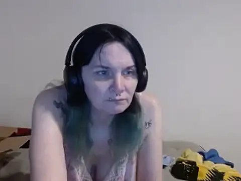 Hotmodel1984 online show from March 24, 6:08 pm