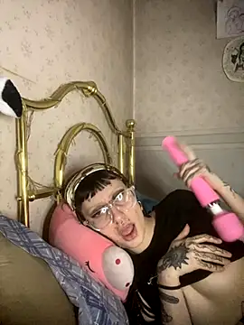 KititA12 online show from September 24, 12:11 pm