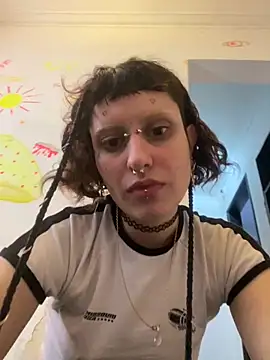 KititA12 online show from November 23, 1:21 pm