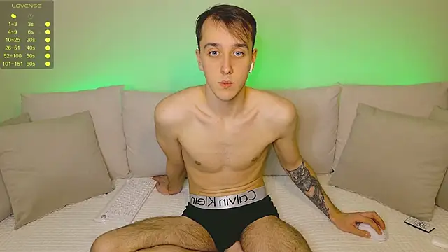 your super hero online show from December 23, 3:39 am