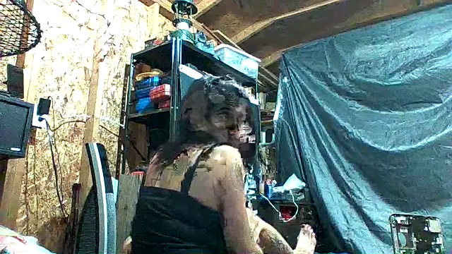 SillyRabbitz online show from November 7, 1:43 am