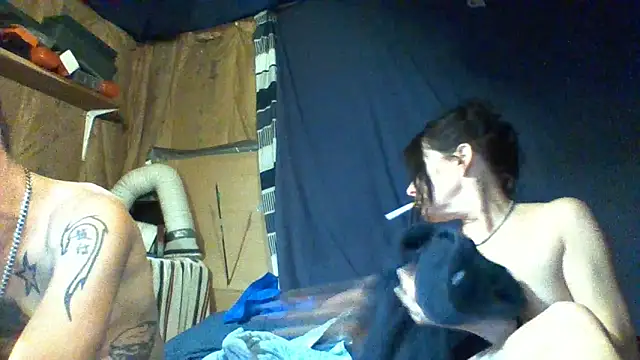 SillyRabbitz online show from February 10, 6:23 am