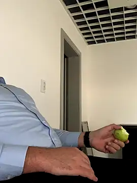 Mike8523 online show from November 1, 5:25 am