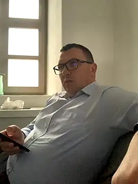 Mike8523 online show from November 15, 6:06 am