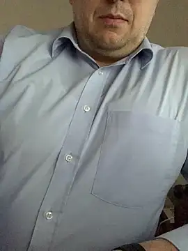 Snapshot of Mike8523 chatting on February 7, 3:20 pm Mike8523 online show from February 7, 3:20 pm