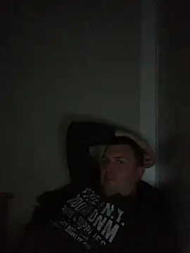 Snapshot of Mike8523 chatting on March 3, 6:04 pm Mike8523 online show from March 3, 6:04 pm