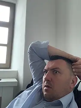 Mike8523 online show from March 15, 5:25 am