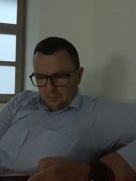 Mike8523 online show from November 19, 5:29 am