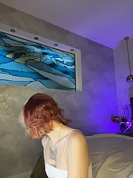 MeryWeaver online show from November 1, 7:02 am