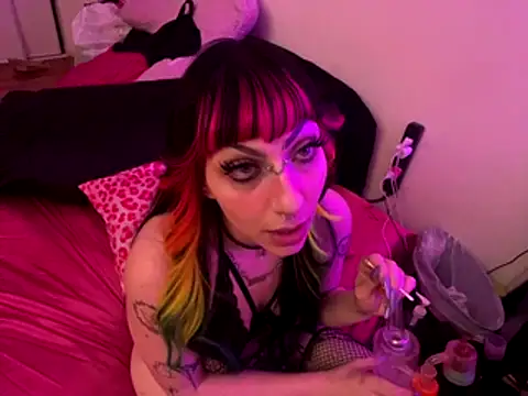 Snapshot of ChrryFoxx chatting on November 18, 10:51 am ChrryFoxx online show from November 18, 10:51 am