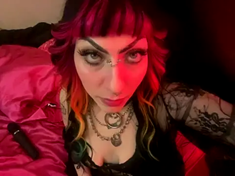 Snapshot of ChrryFoxx chatting on October 24, 9:41 am ChrryFoxx online show from October 24, 9:41 am