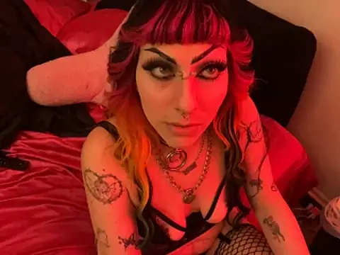 Snapshot of ChrryFoxx chatting on October 25, 8:35 am ChrryFoxx online show from October 25, 8:35 am